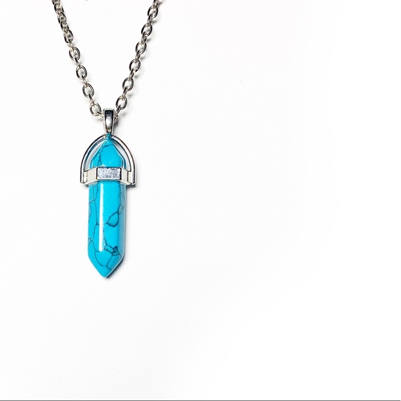 5/$20 NWOT man-made blue howlite stone pendant necklace - Picture 3 of 5